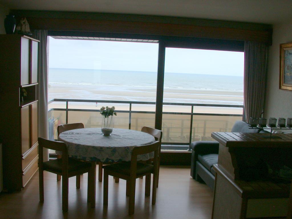 Studio Zeezicht De Sloep Koksijde Appartement Buitenkant foto